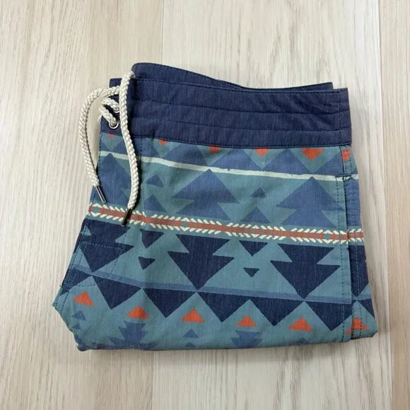 Faherty Mens Blue Doug Good Feather Aztec Print Swim Trunks Boardshorts Size 33 - Picture 9 of 9